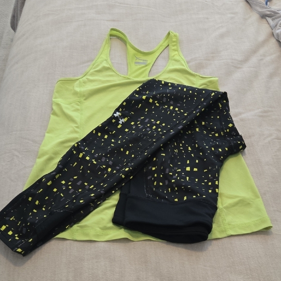 Under Armour Women's Activewear Assortment - Black, Gray, Pink, Green - Picture 2 of 5